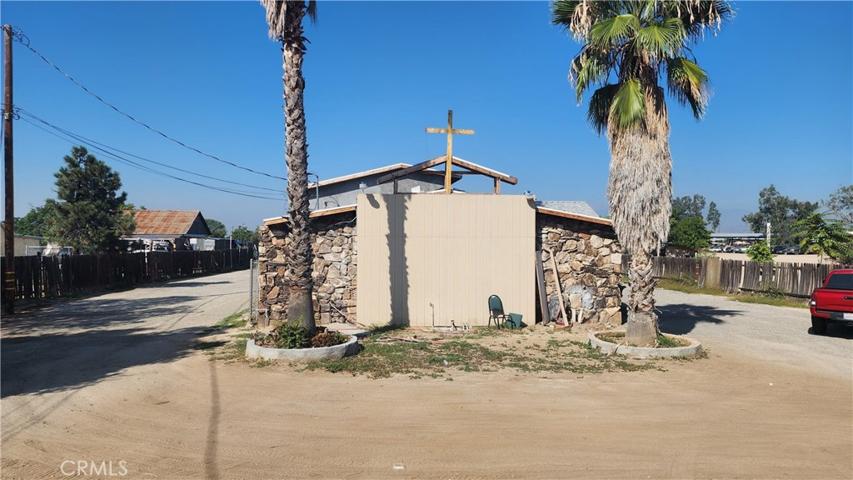 7842 Grape Street, Highland, California 92346