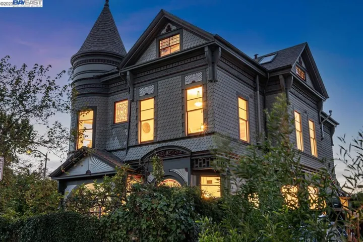 2103 9th Avenue, Oakland, California 94606