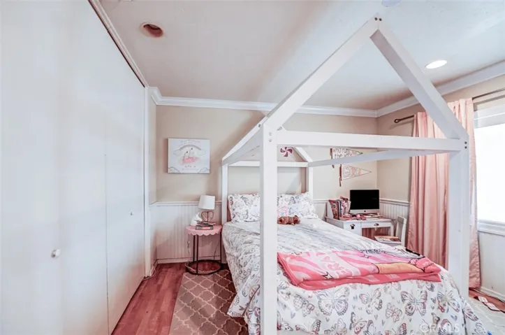 1321 Hampshire Circle, Newport Beach, California 92660