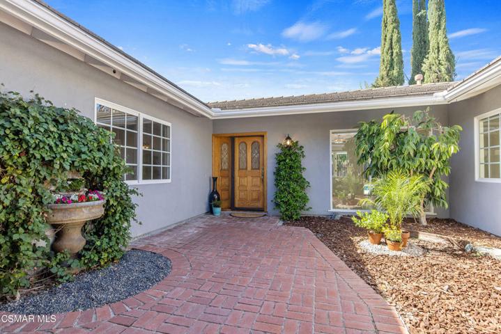 1209 Kelsford Ct Westlake