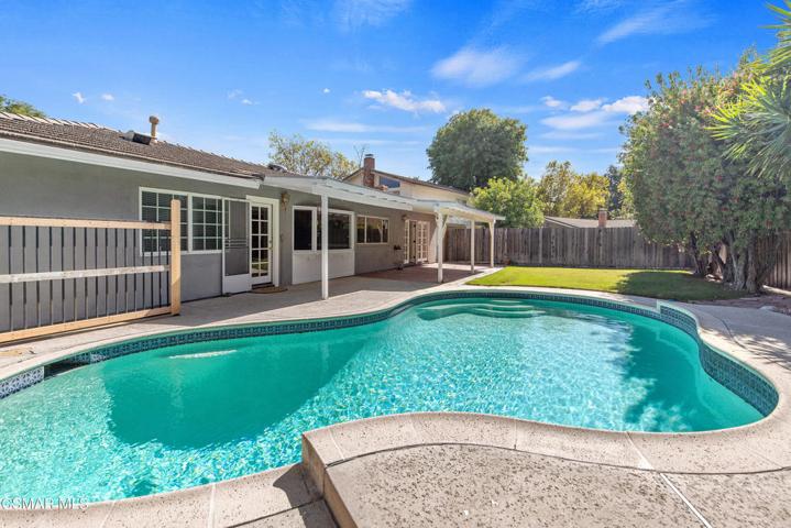 1209 Kelsford Ct Westlake