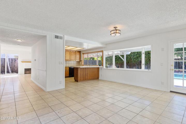1209 Kelsford Ct Westlake