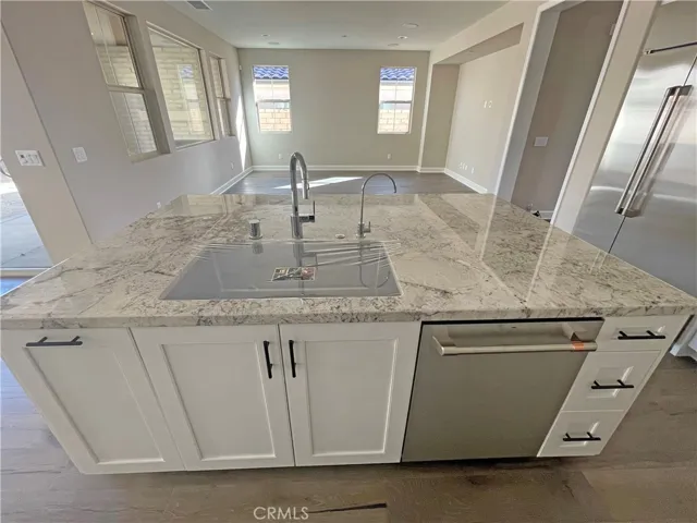 2476 Rondell, Camarillo, California 93012