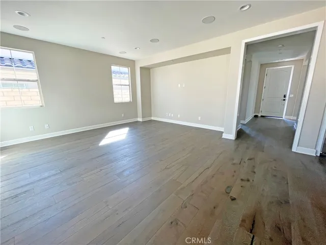 2476 Rondell, Camarillo, California 93012
