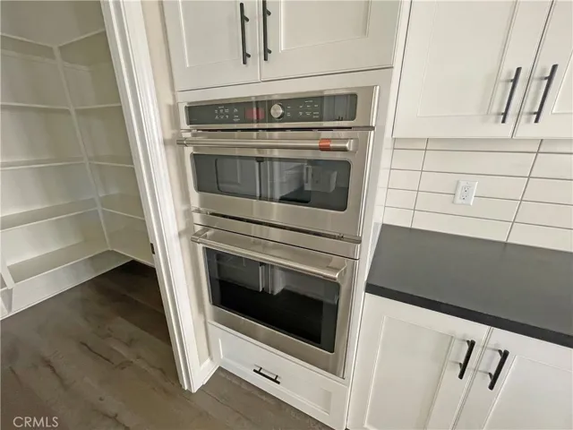 2476 Rondell, Camarillo, California 93012