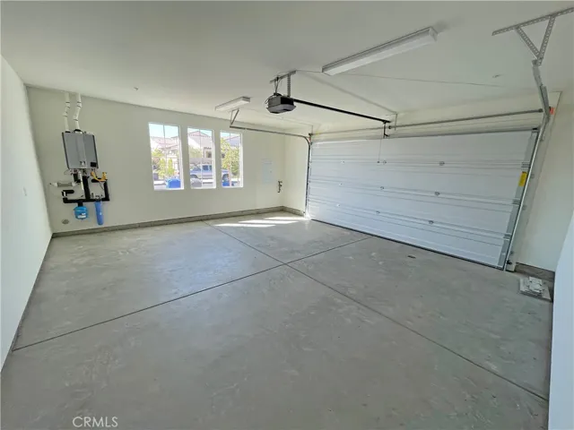 2476 Rondell, Camarillo, California 93012