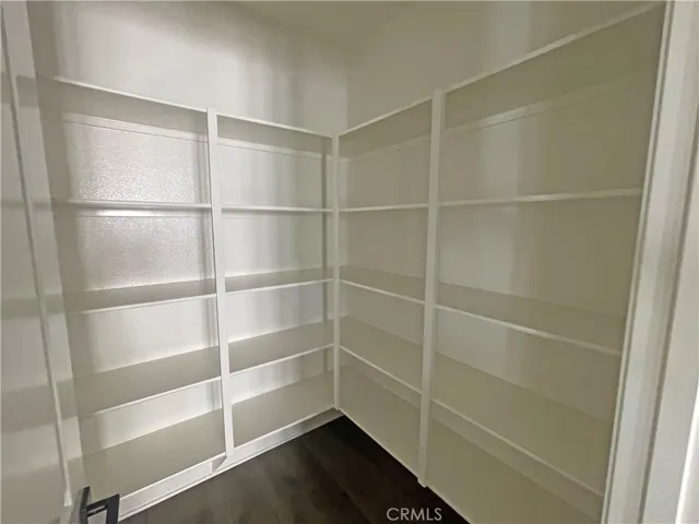 2476 Rondell, Camarillo, California 93012