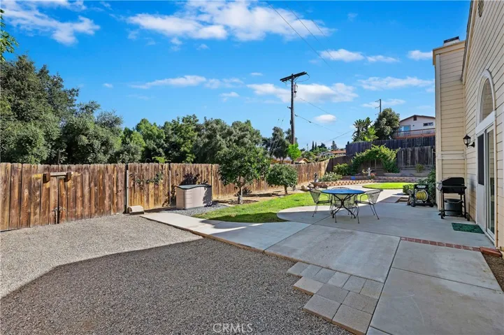 304 Shady Glen Drive, Fallbrook, California 92028