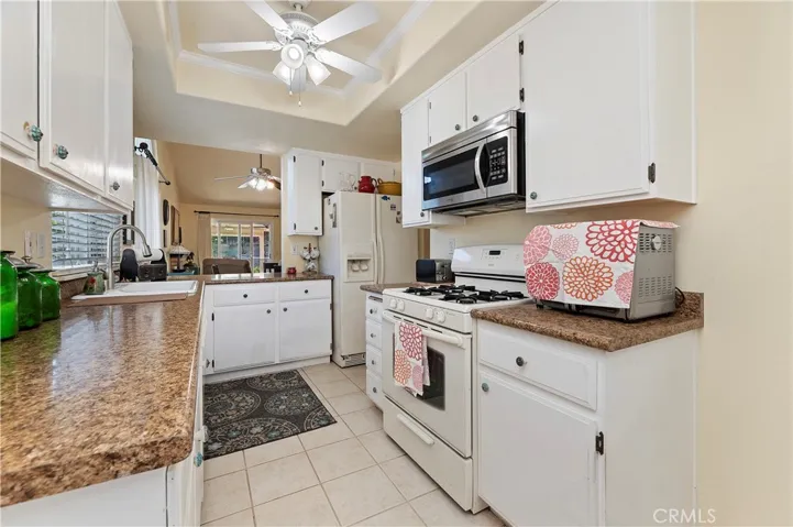 304 Shady Glen Drive, Fallbrook, California 92028