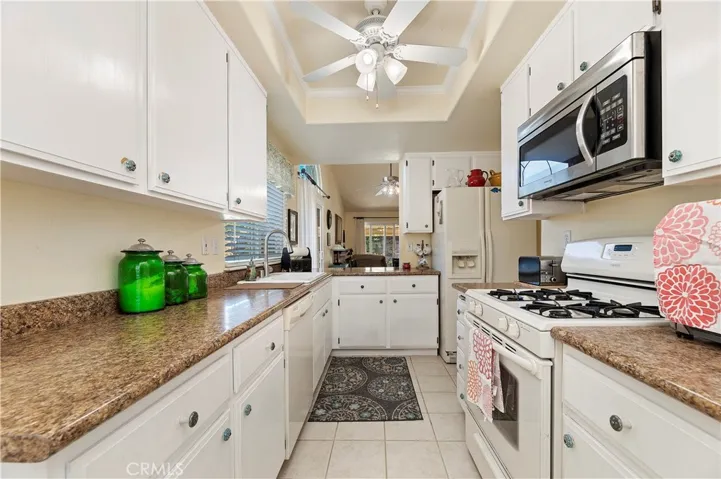 304 Shady Glen Drive, Fallbrook, California 92028