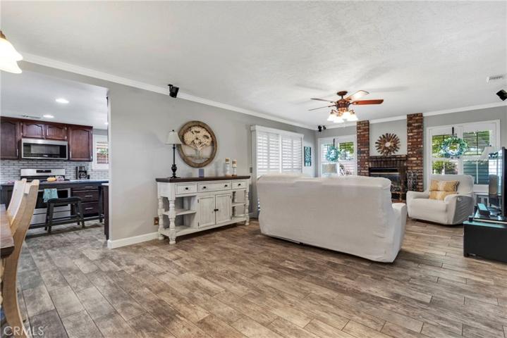 8578 10th Avenue, Hesperia, California 92345