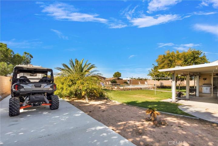 8578 10th Avenue, Hesperia, California 92345