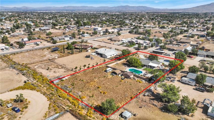 8578 10th Avenue, Hesperia, California 92345