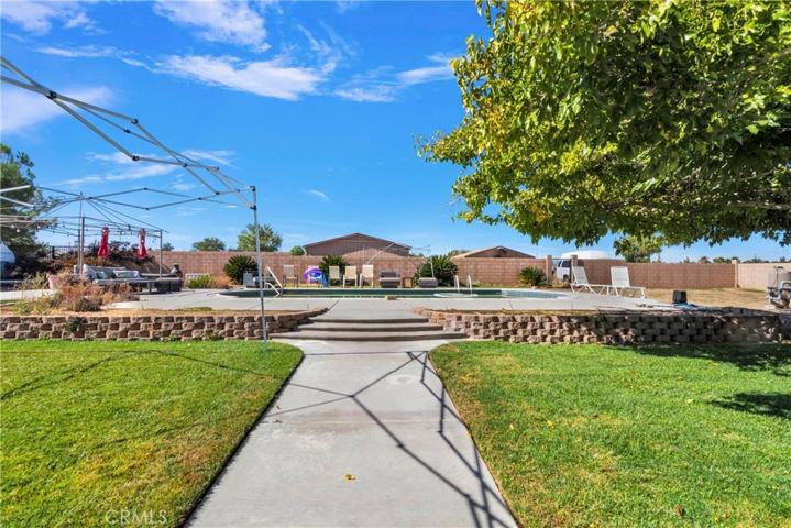 8578 10th Avenue, Hesperia, California 92345