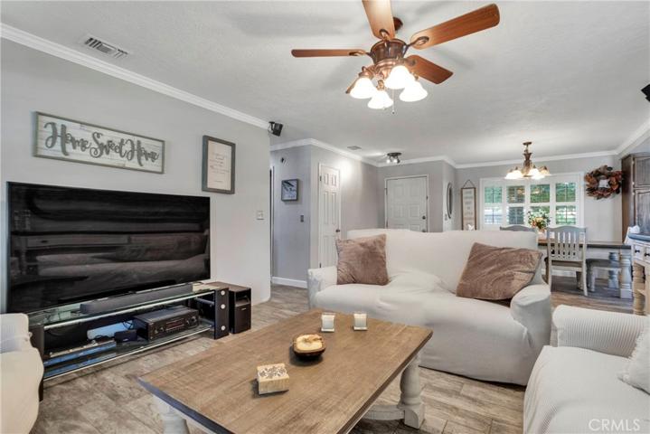 8578 10th Avenue, Hesperia, California 92345