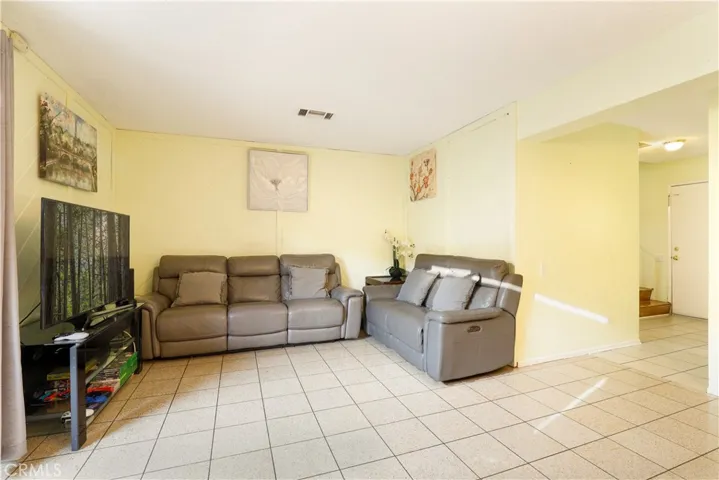 14366 Plummer Street Unit 15, Panorama City, California 91402