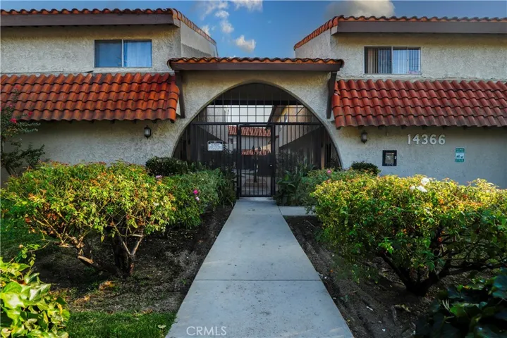 14366 Plummer Street Unit 15, Panorama City, California 91402