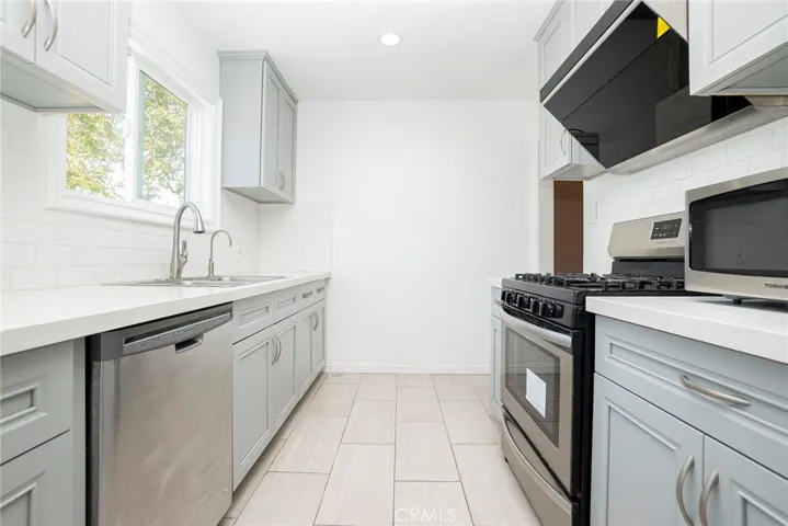 22021 Ocean Avenue, Torrance, California 90503