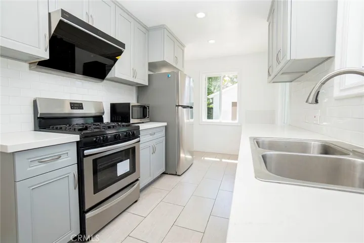 22021 Ocean Avenue, Torrance, California 90503