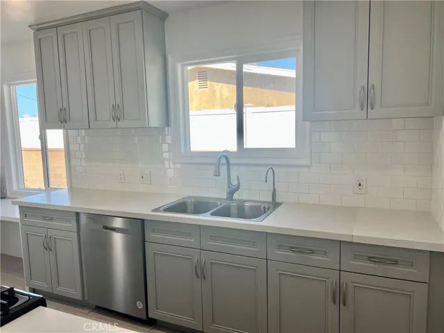 22021 Ocean Avenue, Torrance, California 90503