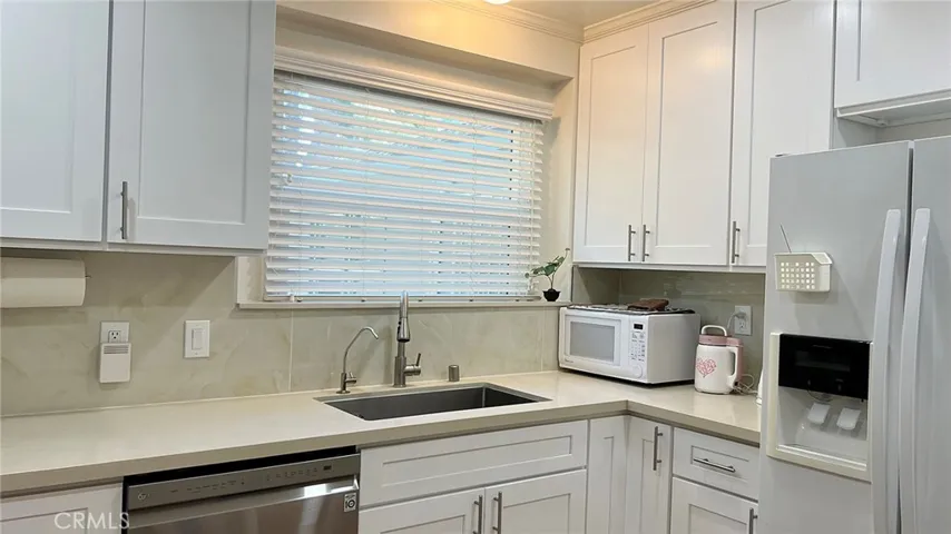 Lots of cabinets and counter space