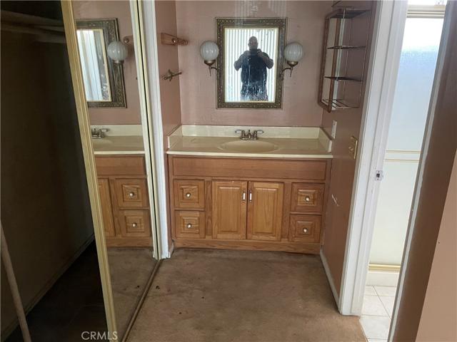 1001 E Gladwick Street, Carson, California 90746