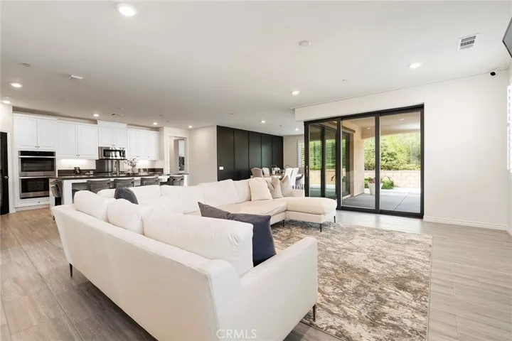 30572 Mulberry Court, Temecula, California 92591