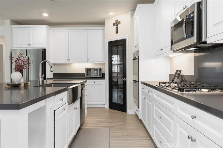 30572 Mulberry Court, Temecula, California 92591