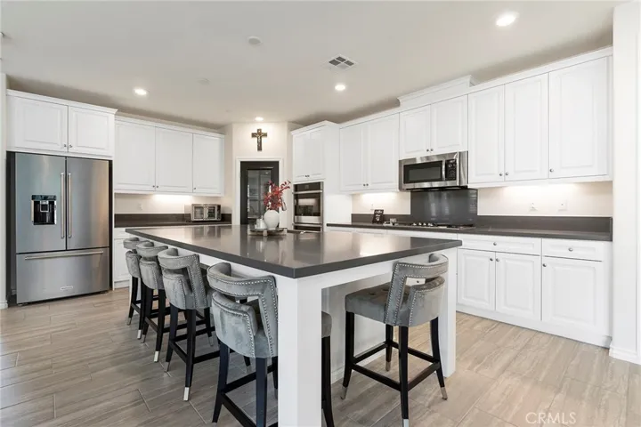 30572 Mulberry Court, Temecula, California 92591