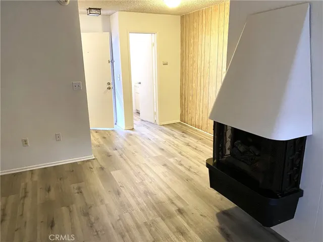 2105 Carnegie Lane, Redondo Beach, California 90278