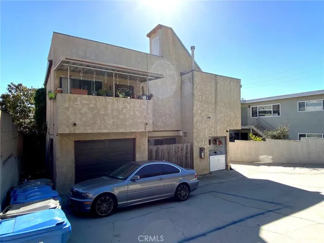 2105 Carnegie Lane, Redondo Beach, California 90278