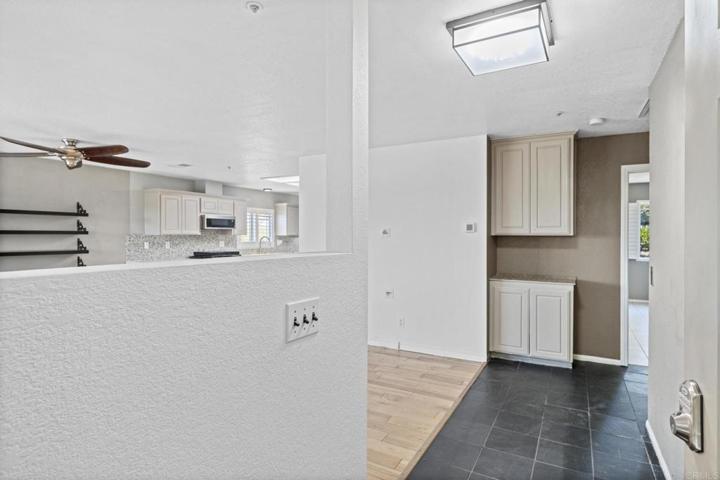565 E Bobier Drive, Vista, California 92084