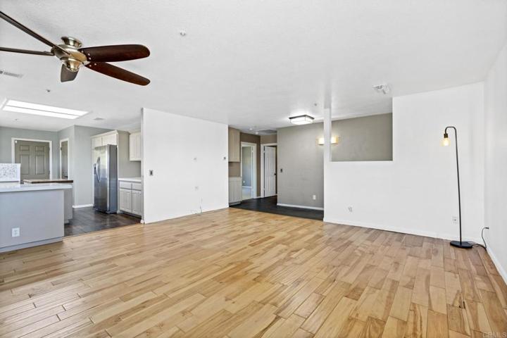565 E Bobier Drive, Vista, California 92084
