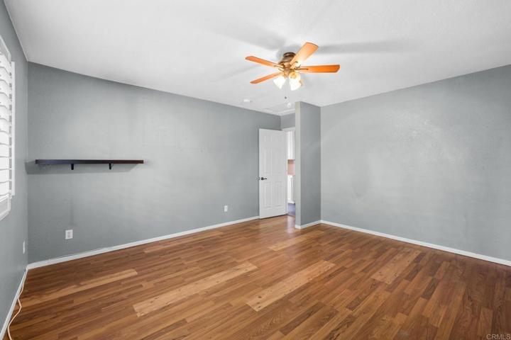 565 E Bobier Drive, Vista, California 92084