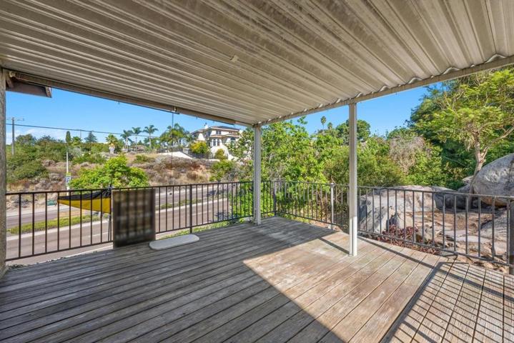 565 E Bobier Drive, Vista, California 92084