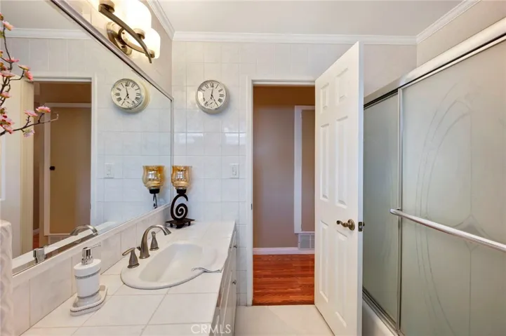 12512 206th Street, Lakewood, California 90715