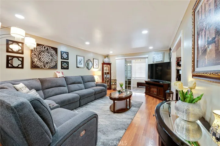 12512 206th Street, Lakewood, California 90715