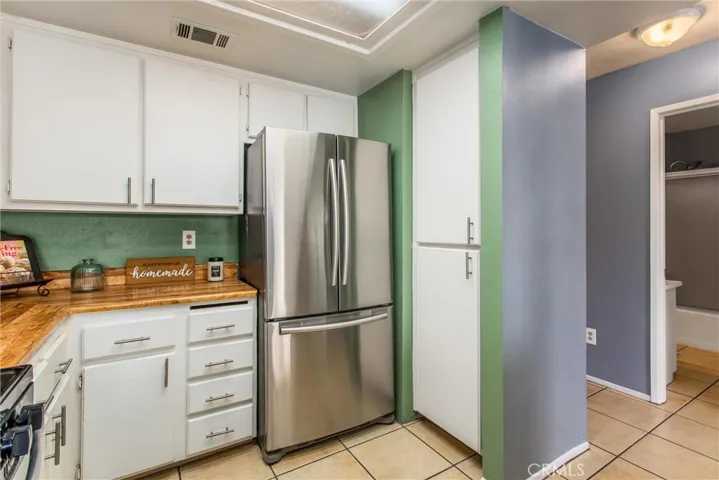 703 Walnut Drive, Lake Elsinore, California 92530