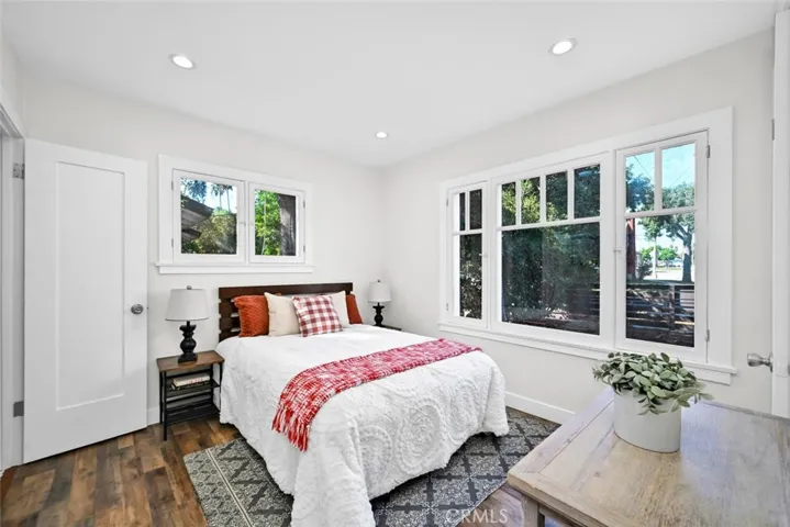 294 Bella Vista Avenue, Pasadena, California 91107