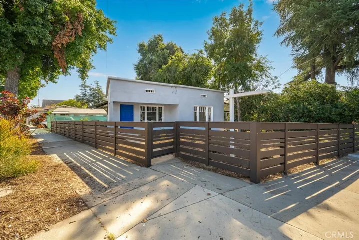 294 Bella Vista Avenue, Pasadena, California 91107