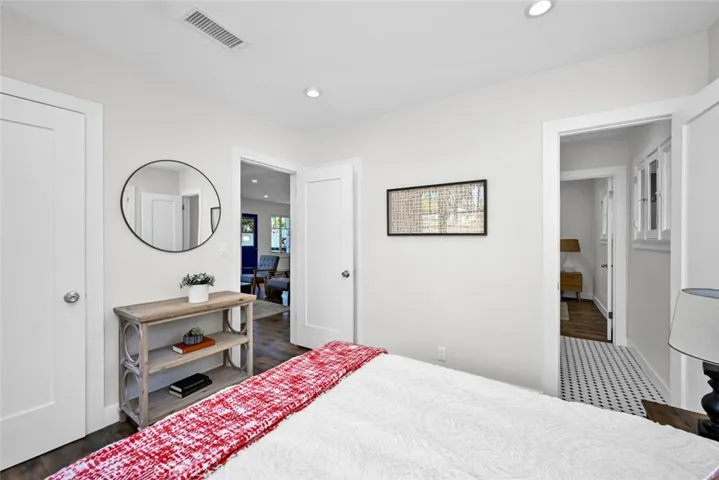 294 Bella Vista Avenue, Pasadena, California 91107