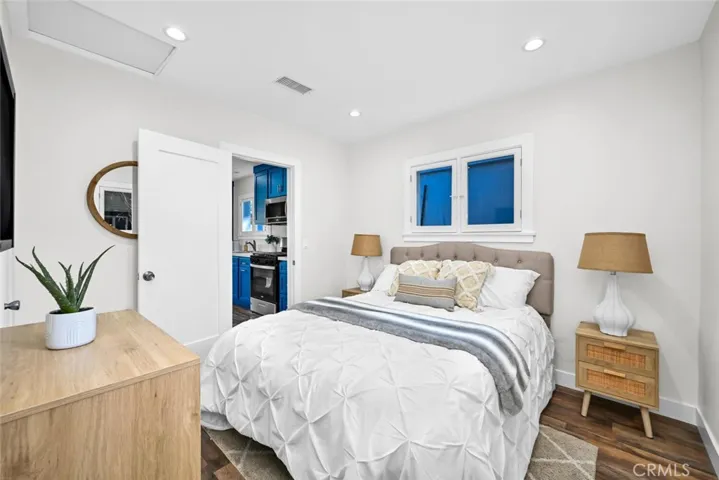 294 Bella Vista Avenue, Pasadena, California 91107