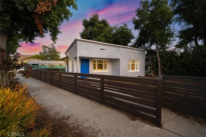 294 Bella Vista Avenue, Pasadena, California 91107