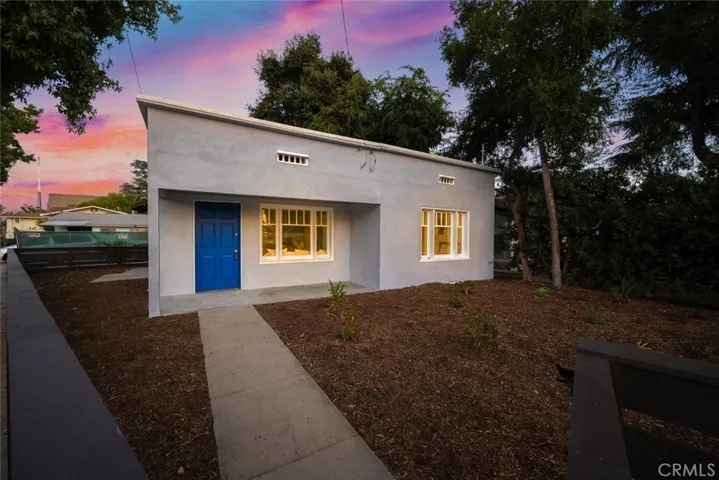 294 Bella Vista Avenue, Pasadena, California 91107