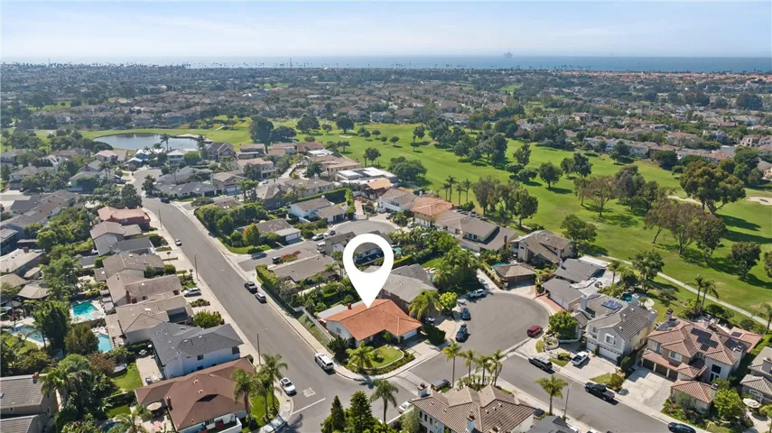 6732 Lawn Haven Drive, Huntington Beach, California 92648