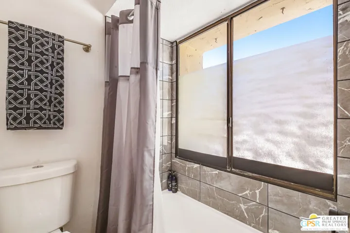 1655 E Palm Canyon Drive 112, Palm Springs, California 92264