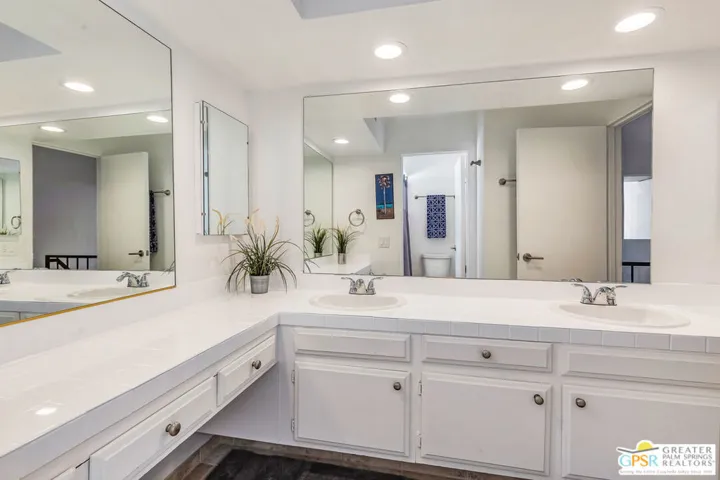 1655 E Palm Canyon Drive 112, Palm Springs, California 92264