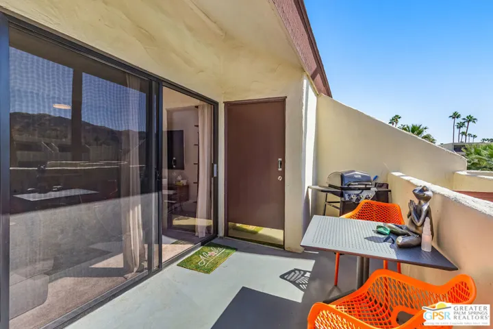 1655 E Palm Canyon Drive 112, Palm Springs, California 92264