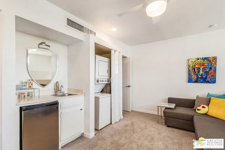 1655 E Palm Canyon Drive 112, Palm Springs, California 92264