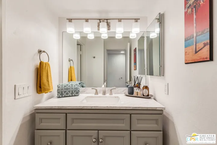 1655 E Palm Canyon Drive 112, Palm Springs, California 92264